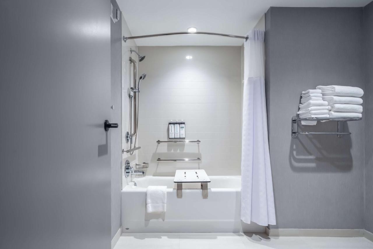 Hyatt Place Gainesville Downtown ภายนอก รูปภาพ