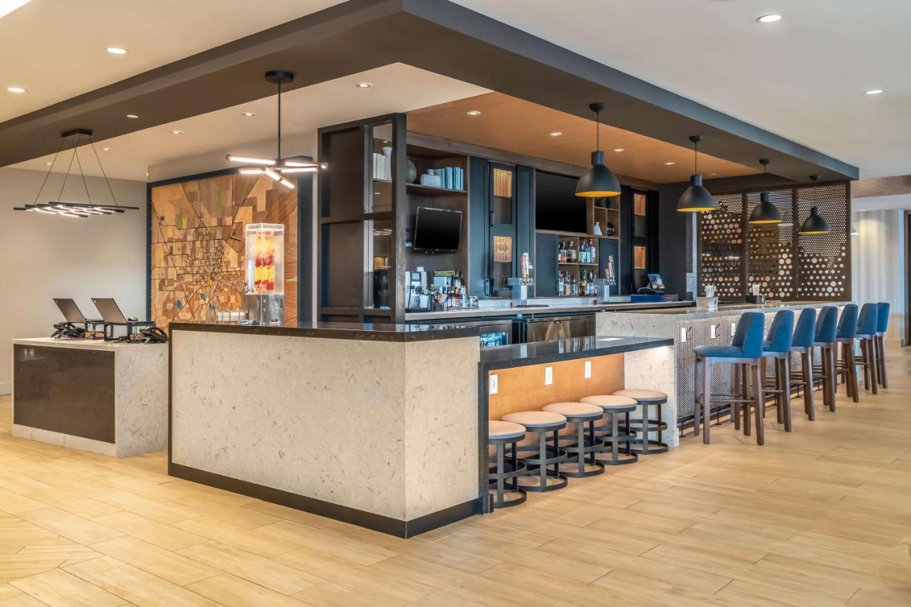 Hyatt Place Gainesville Downtown ภายนอก รูปภาพ